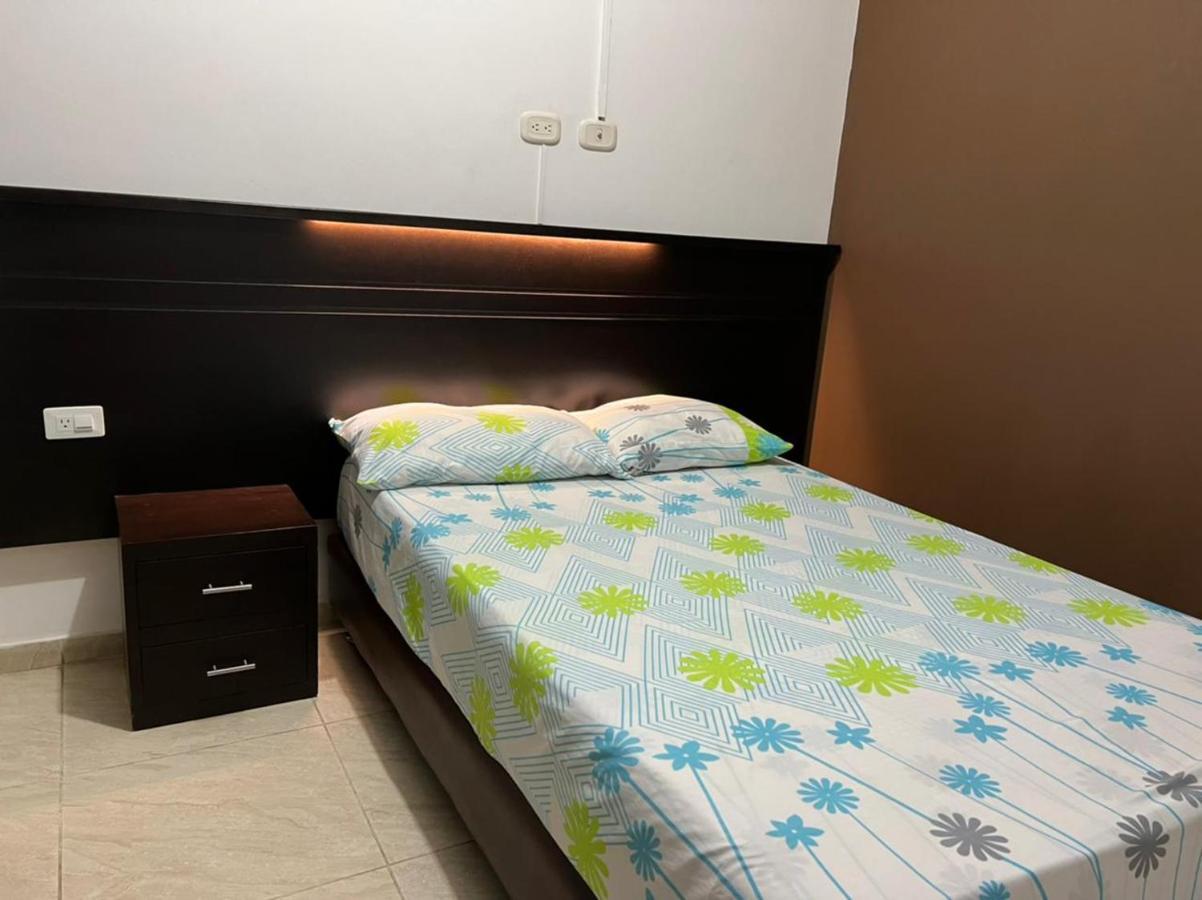 Hotel Marialu Ocaña Extérieur photo