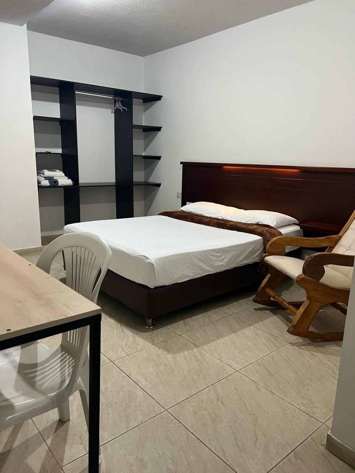 Hotel Marialu Ocaña Extérieur photo